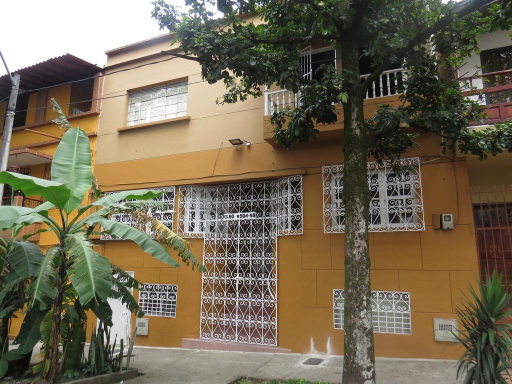 Hostal Casa Prado Medellin Exterior photo